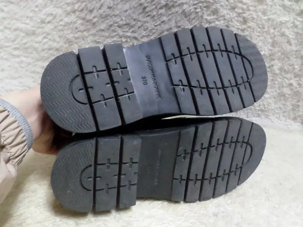 thumbnail-4